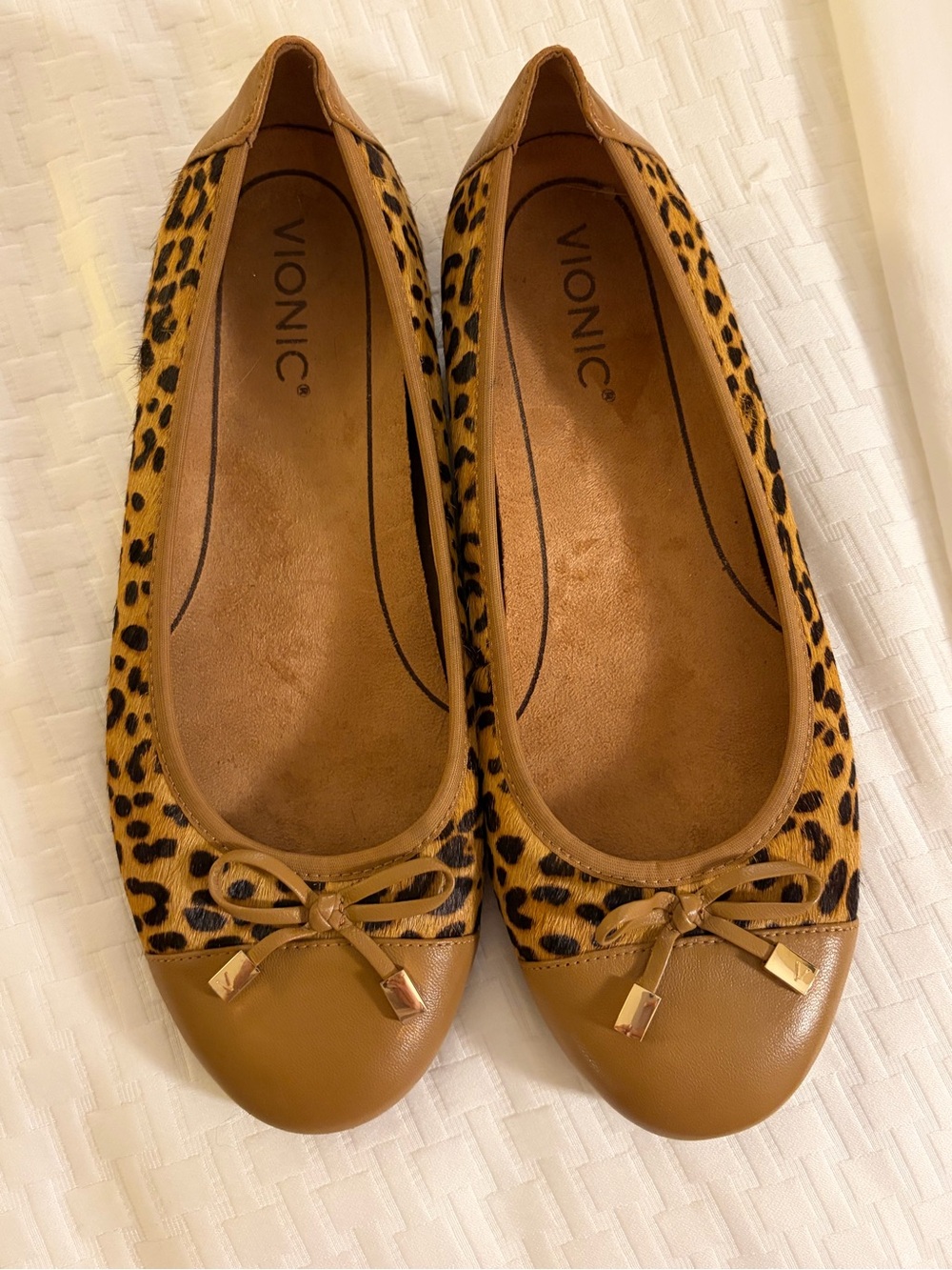 Vionic Leopard Print Ballet Flats